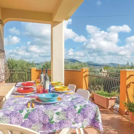 別荘 Casale Della Minaga