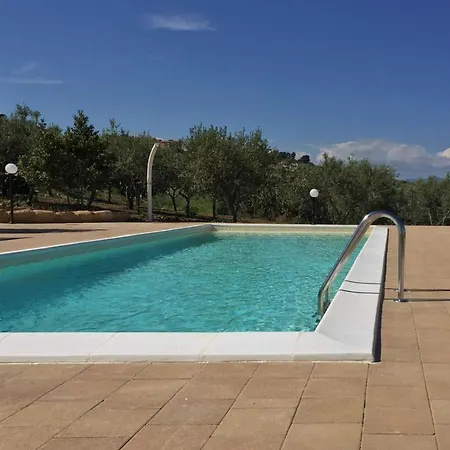 Casale Della Minaga بيت للعطل